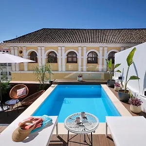 https://sweet-sevilla-hotel.es-andalucia.com