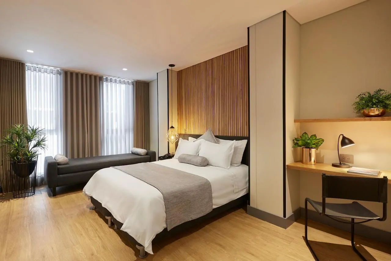 14 Urban Hotel Medellín 4*,