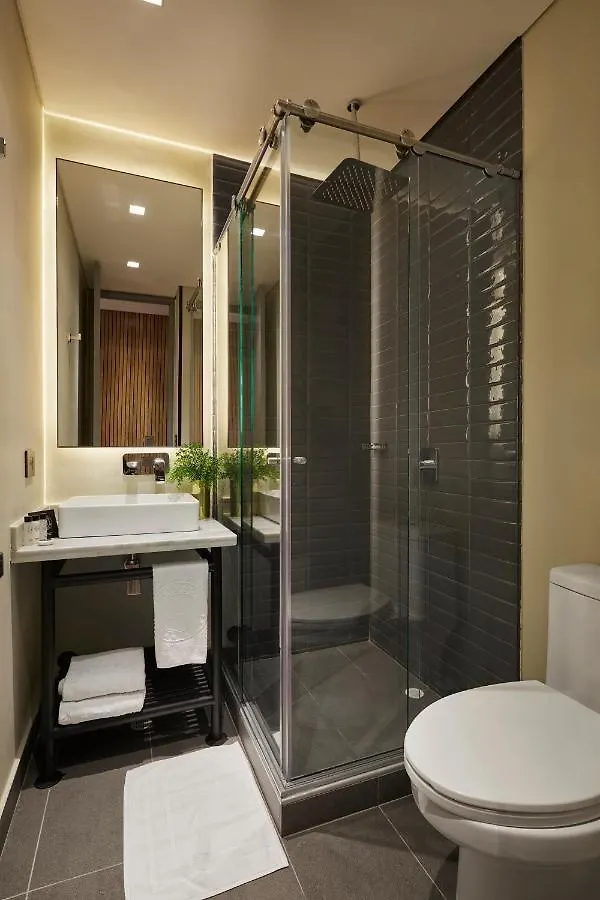14 Urban Hotel Medellín 4*,